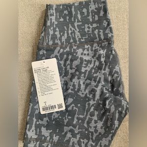 Lululemon Wunder train shorts